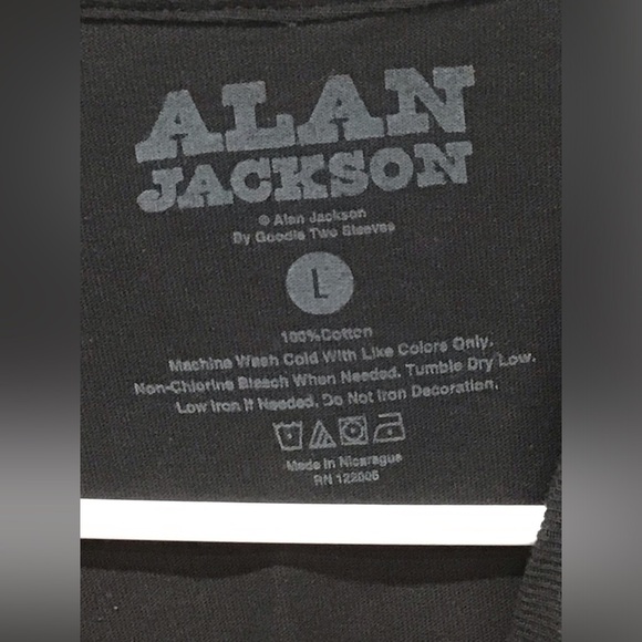Alan Jackson Chasin' That Neon Rainbow Country Graphic Black T-Shirt Men’s Sz L - Picture 2 of 3